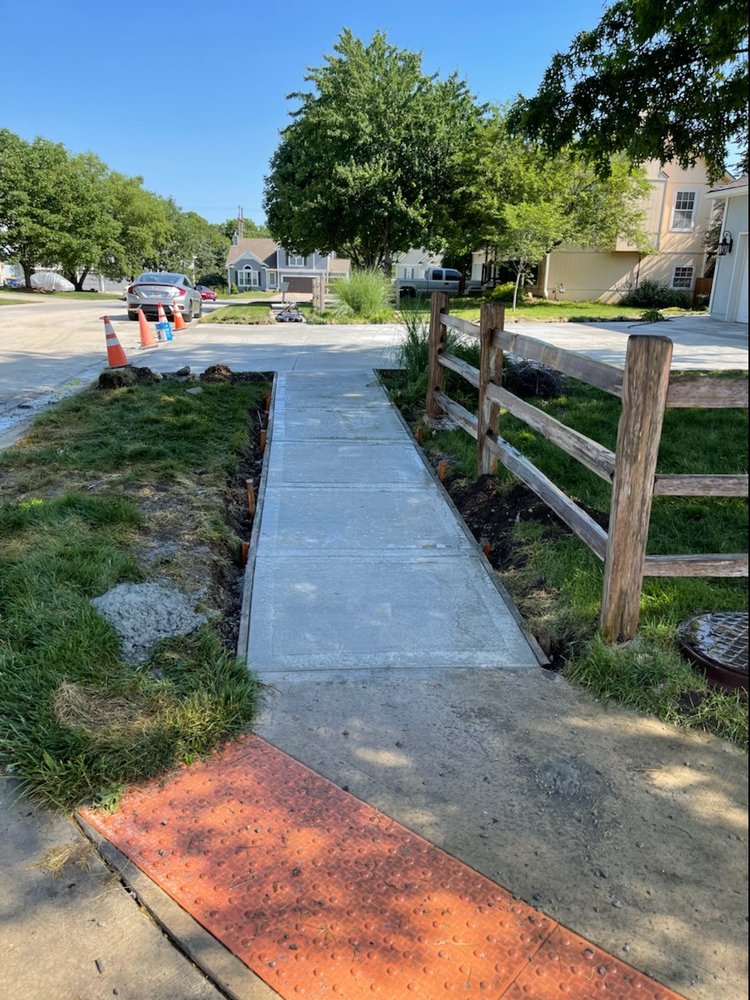 ADA-compliant sidewalk with detectable warning surface in Kansas City
